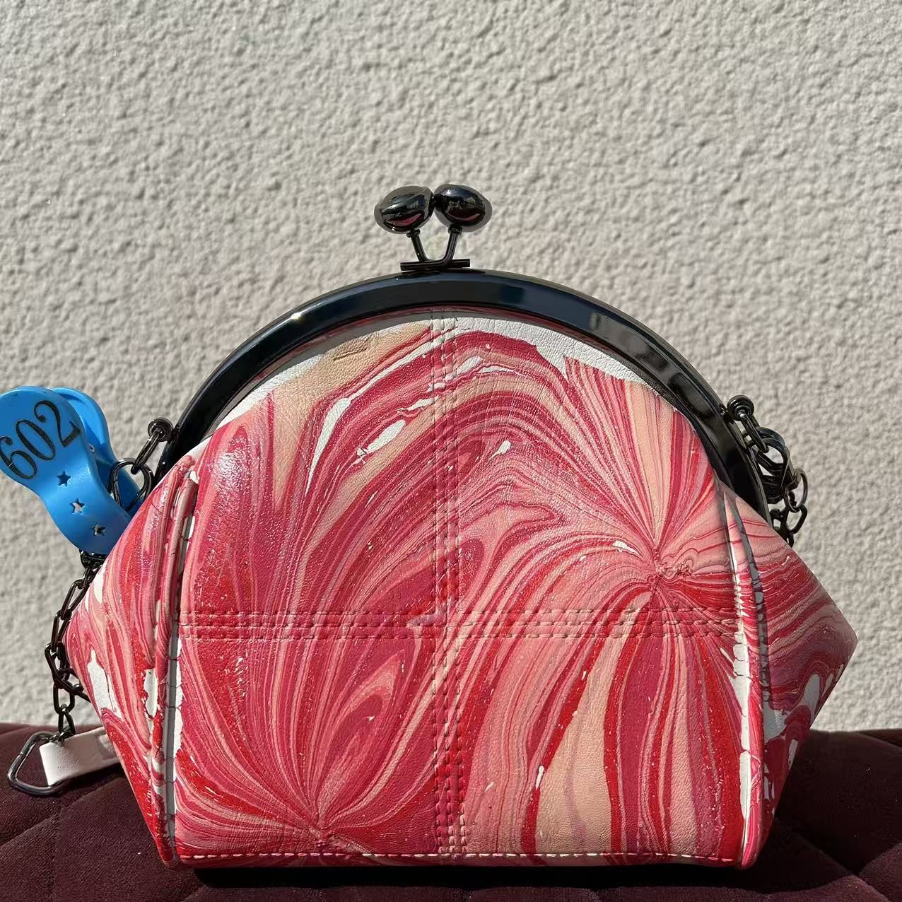 [Kiss-Lock Frame Crossbody Bag 602]