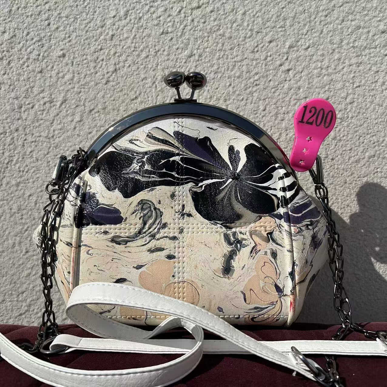 [Kiss-Lock Frame Crossbody Bag 1200]