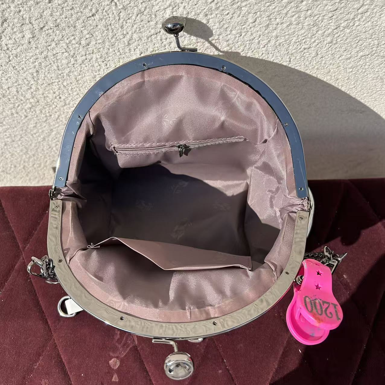 [Kiss-Lock Frame Crossbody Bag 1200]