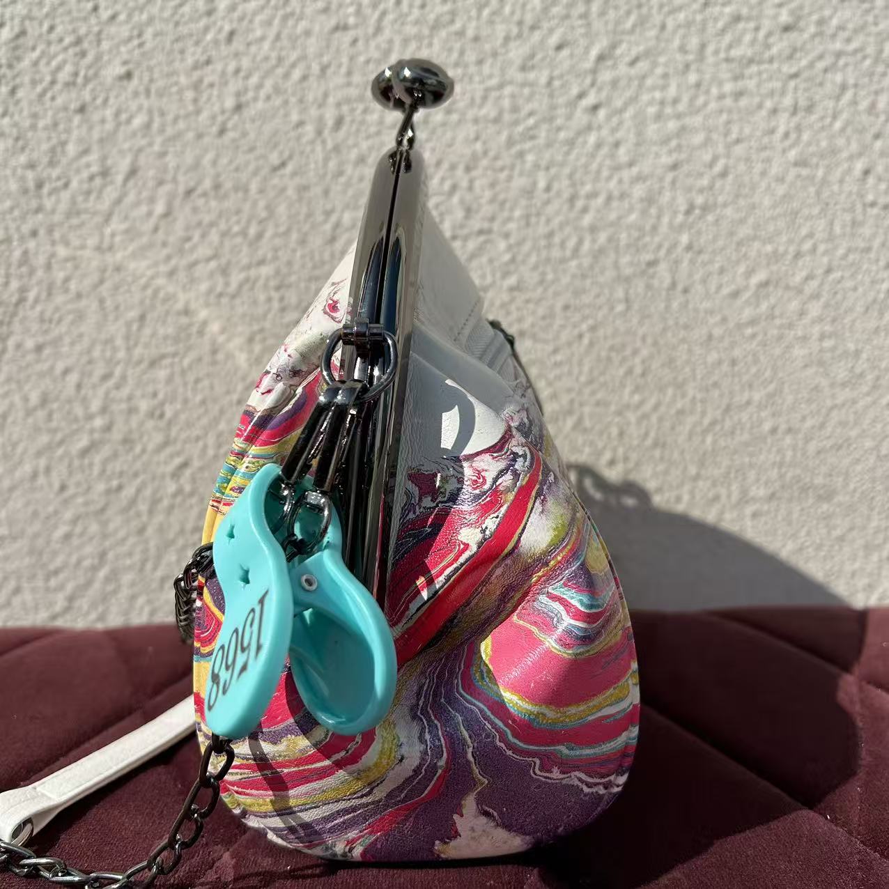 [Kiss-Lock Frame Crossbody Bag 1508]