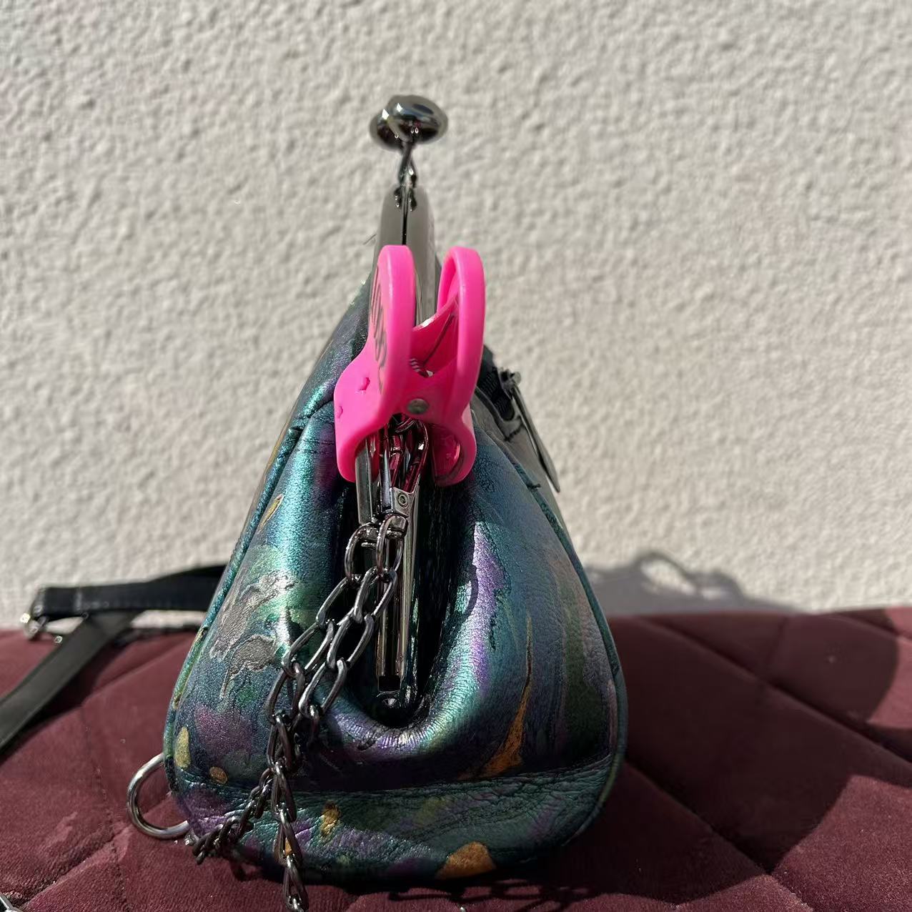 [Kiss-Lock Frame Crossbody Bag 1092]