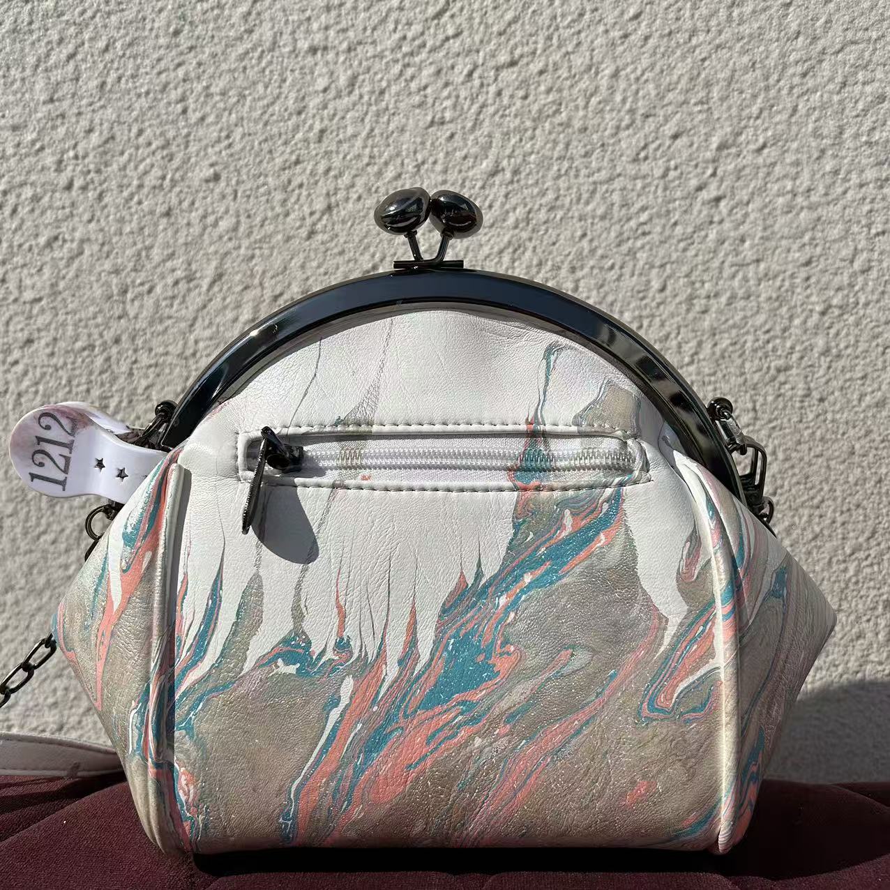 [Kiss-Lock Frame Crossbody Bag 1212]