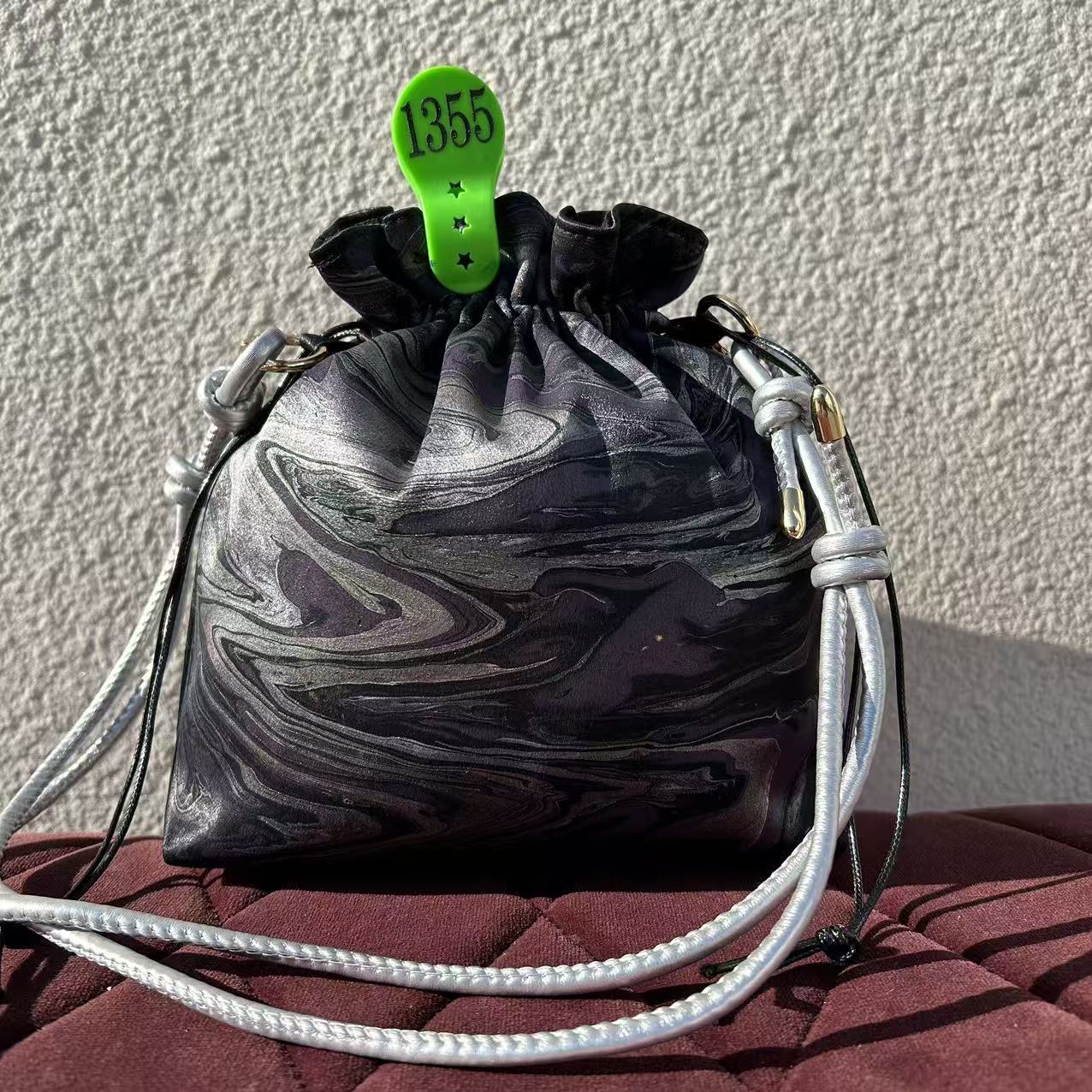 [Drawstring pouch bag 1355]