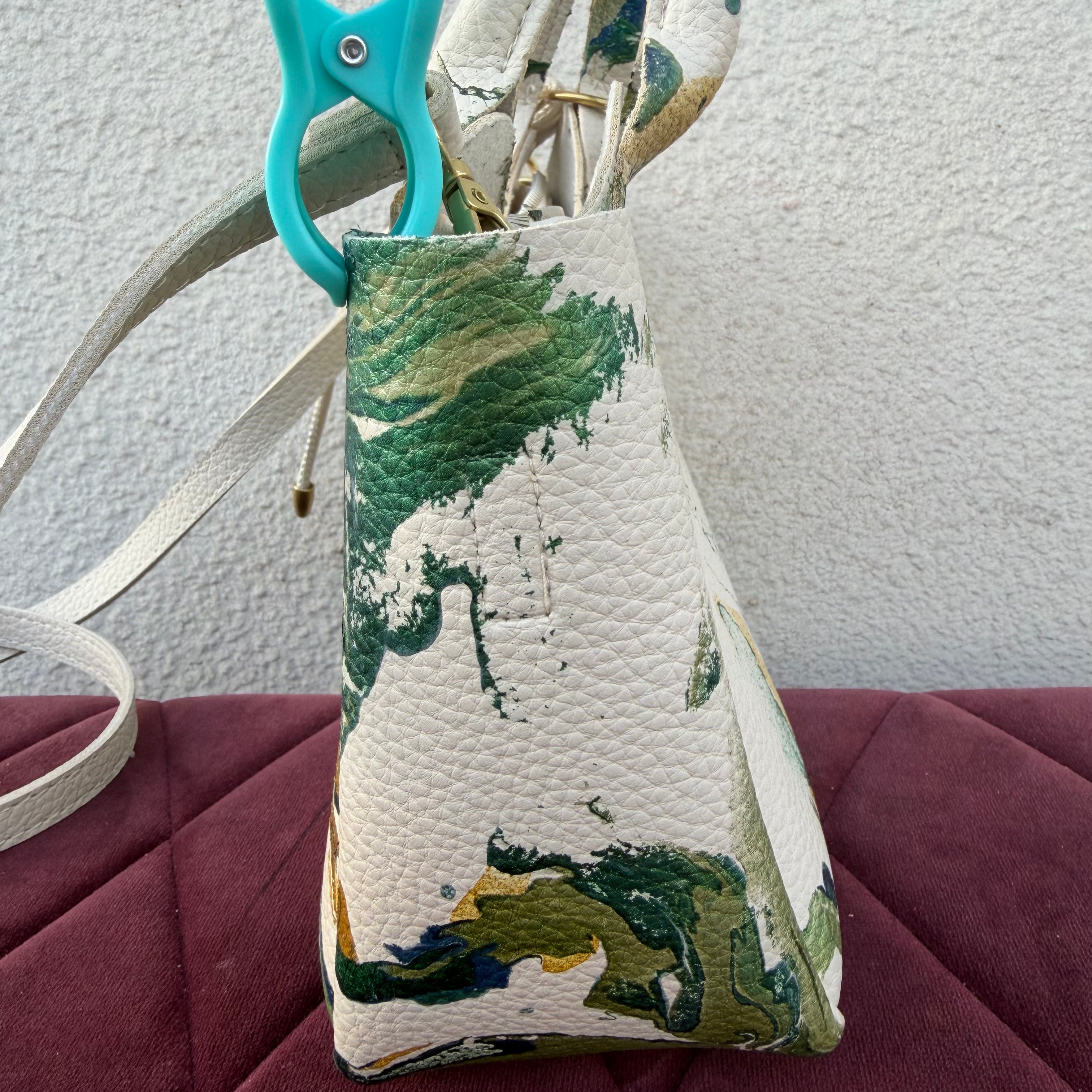 【leather crossbody bag 1570】